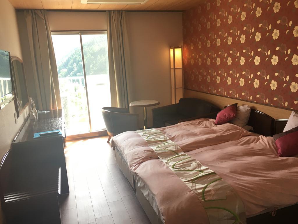 Hinotani Onsen Misugi Resort Tsu Bagian luar foto